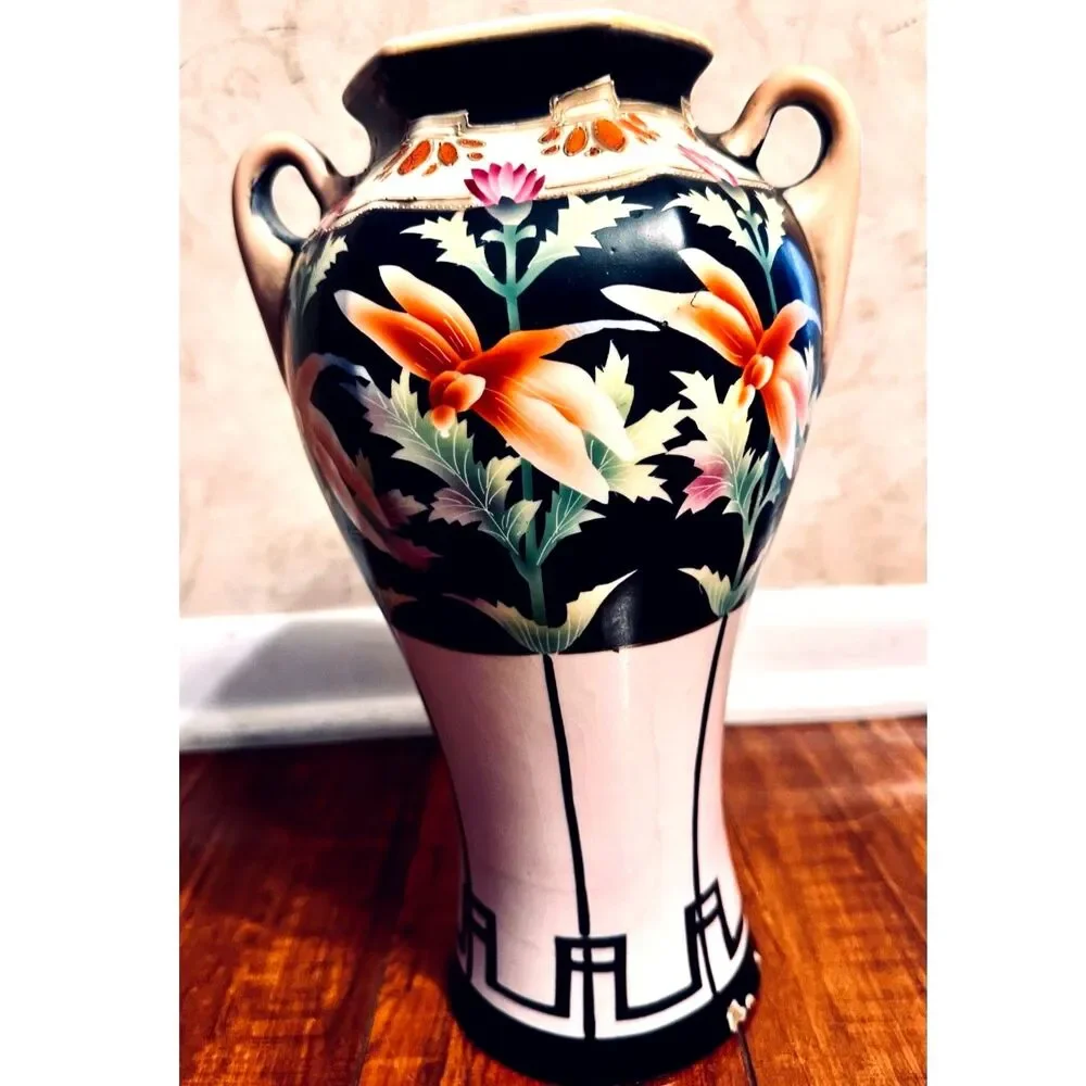 Vintage Japan Royal Nishiki Nipon Satsuma Style Hand Painted Floral Ceramic Vase